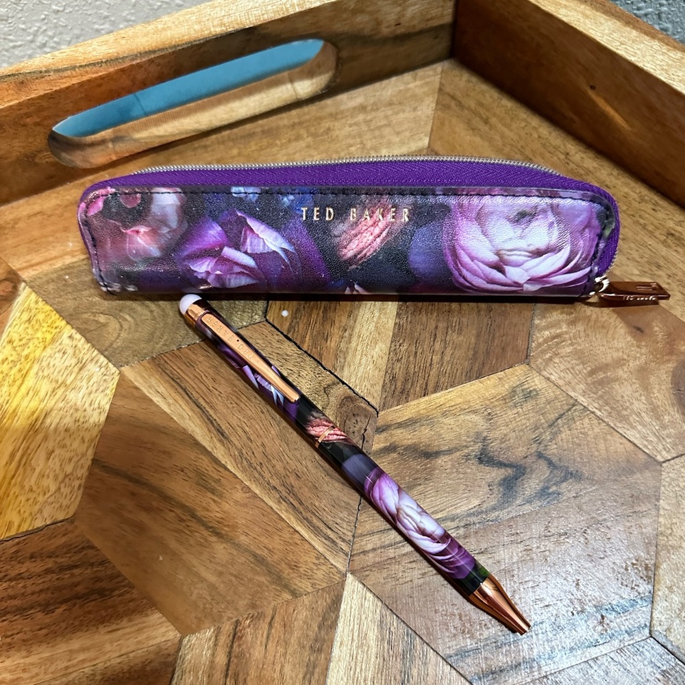 Ted Baker Pen & Pouch Set
